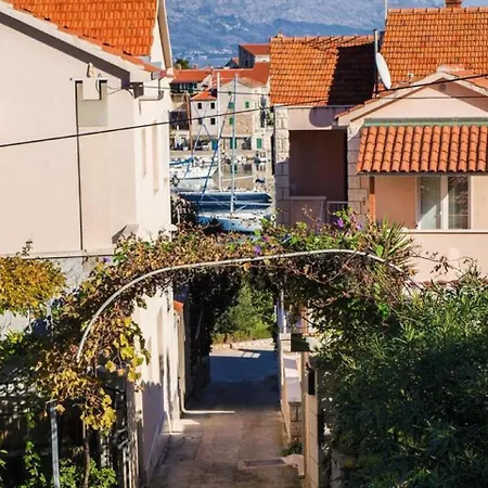 Apartment Karampija Postira