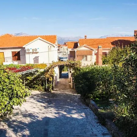 Karampija Apartment *